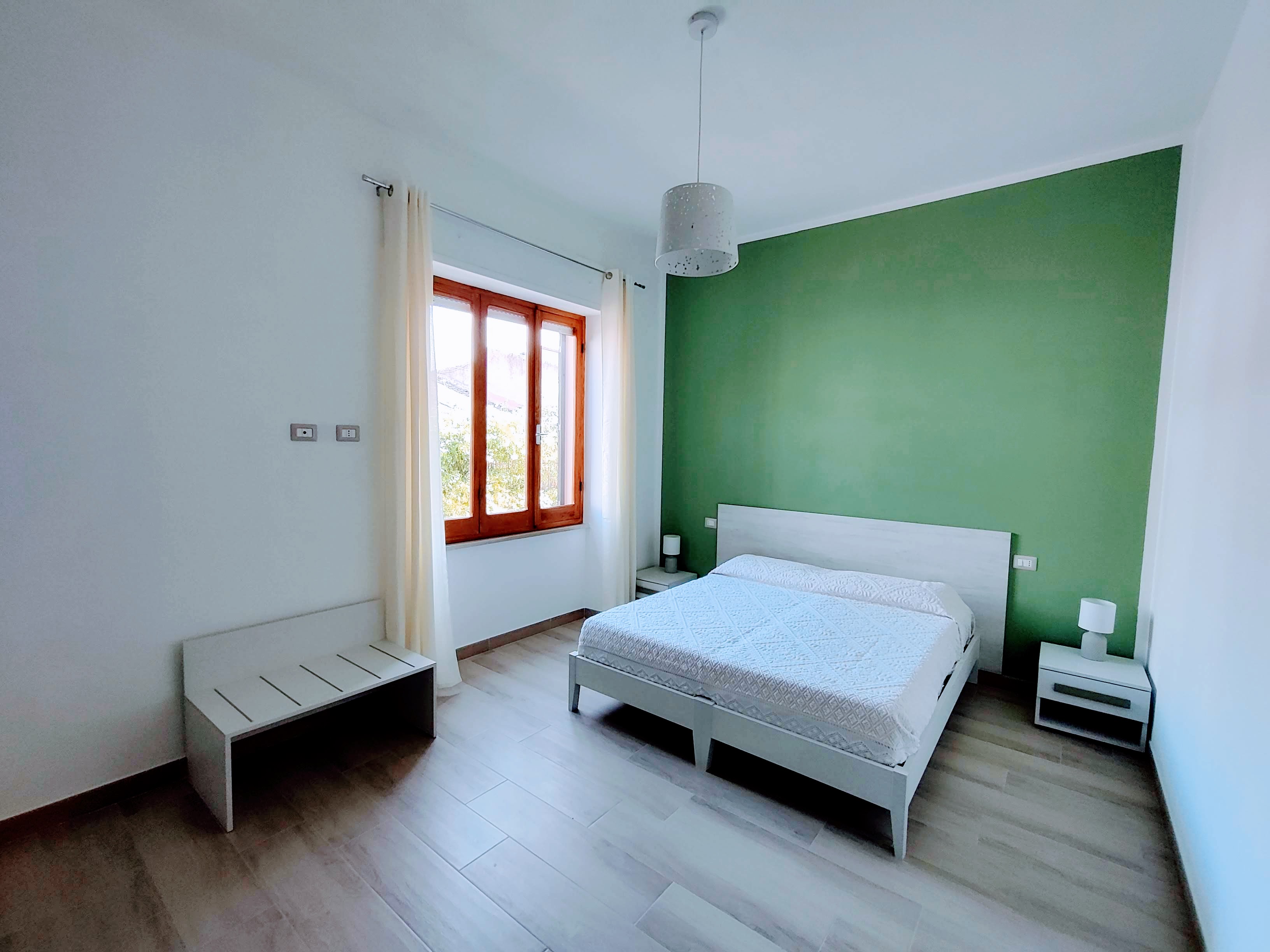 The Green Room -bed